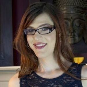 Meet your Posher, Stefani